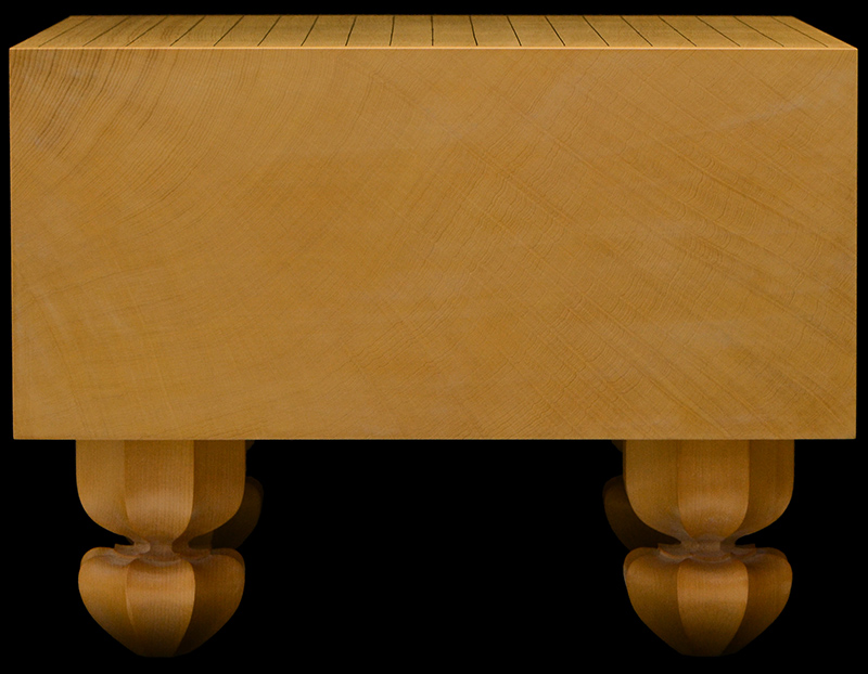 6寸碁盤　正目 本榧足付碁盤 6寸6分（天柾） ga60032 | 前川榧碁盤店