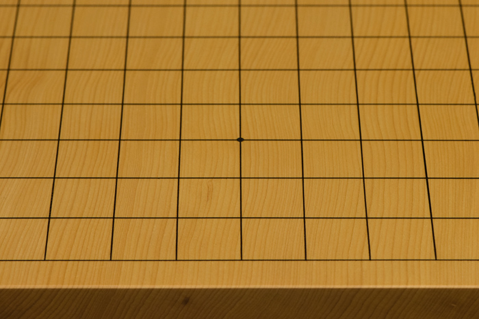 本榧卓上碁盤 2寸2分（一枚板・天柾） gb20316 | 前川榧碁盤店