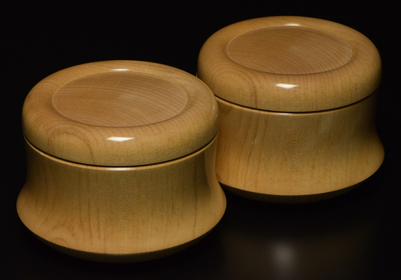 桜本因坊型碁笥 極上（38号） | 前川榧碁盤店