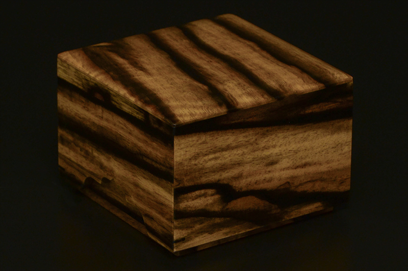 黒柿駒箱（上杢）